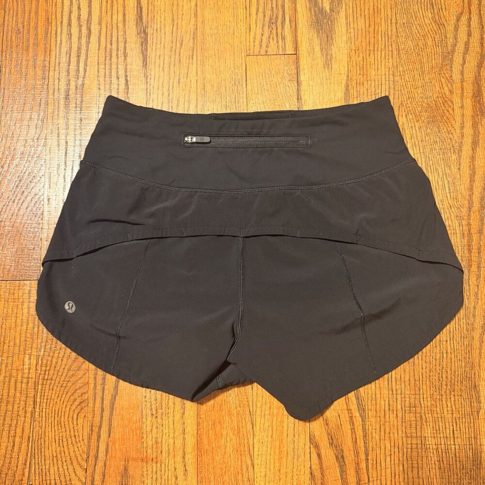 Lululemon Speed Up Short 4" Lined Women’s Size 2 Athletic Stretch Black